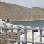 Panormos Apartments *