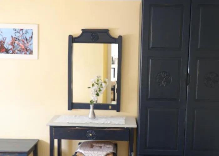 Panormos Apartments *