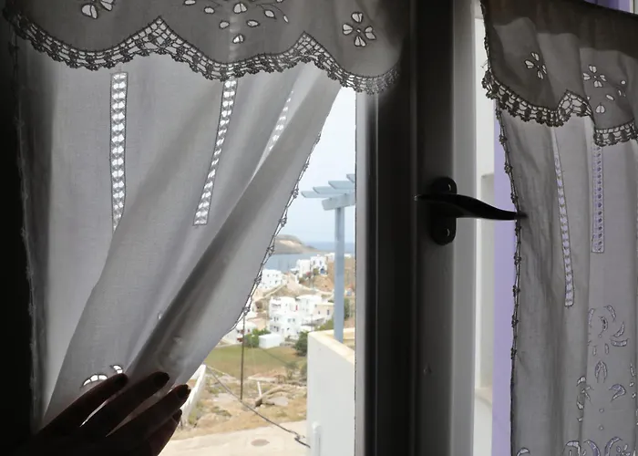 Panormos Apartments *