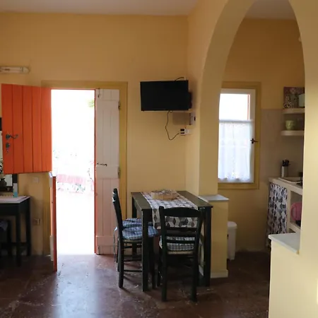 Panormos Apartments דירה Pánormos