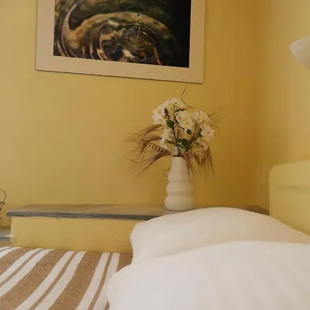 דירה Panormos Apartments *